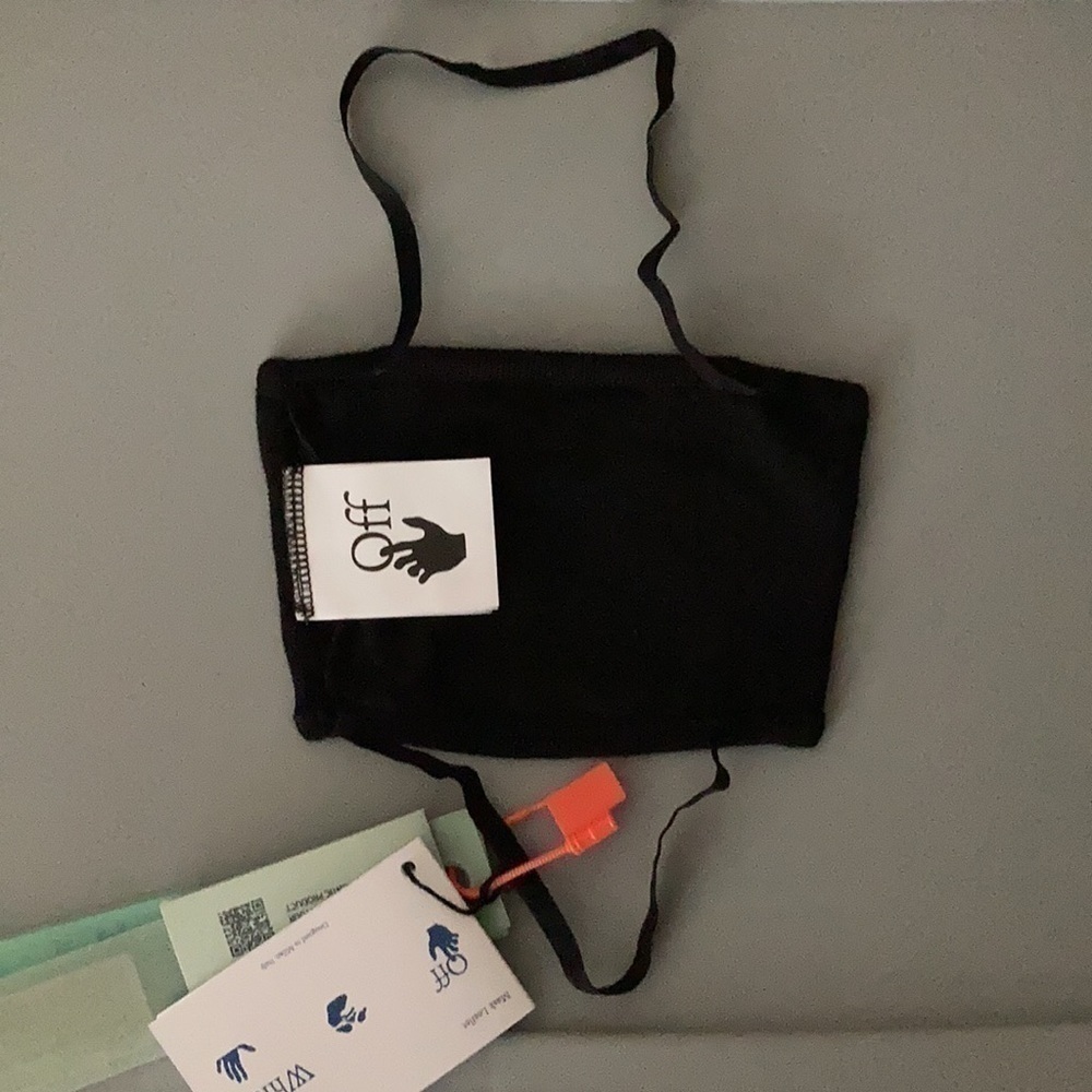 OFF-WHITE Iconic Arrow Mask - Picture 3 of 4